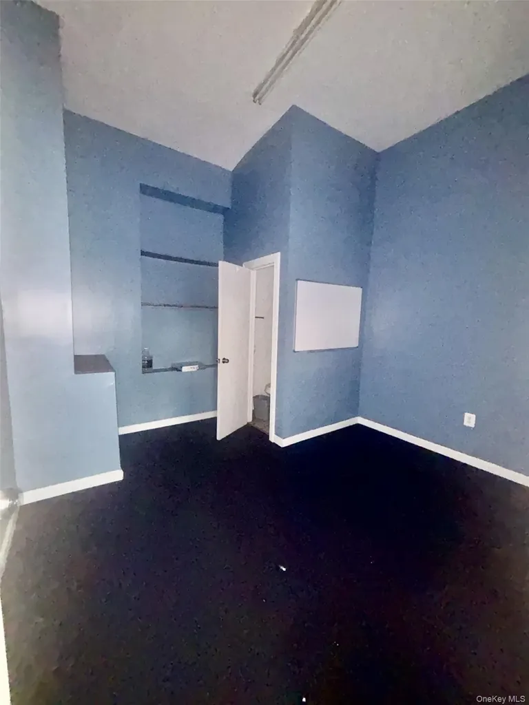 188 Hempstead Avenue Lynbrook NY 11563