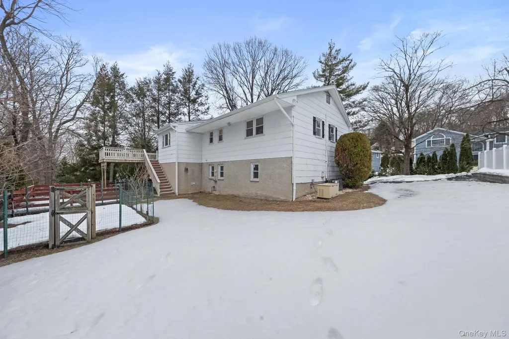 32 Bramble Brook Road Ardsley NY 10502