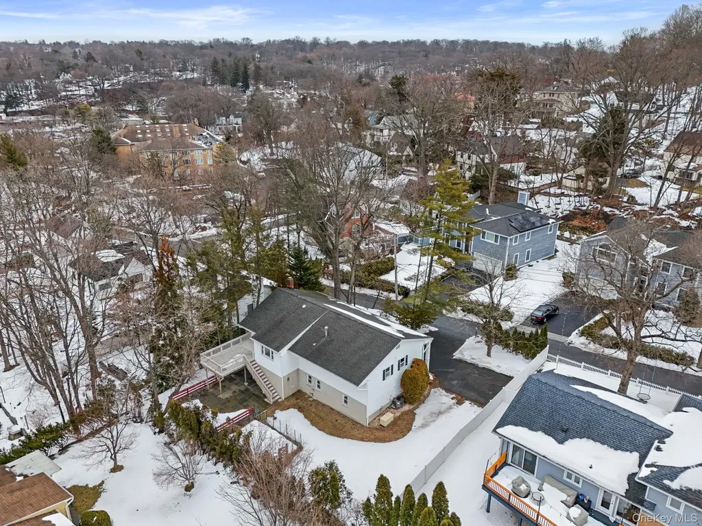 32 Bramble Brook Road Ardsley NY 10502