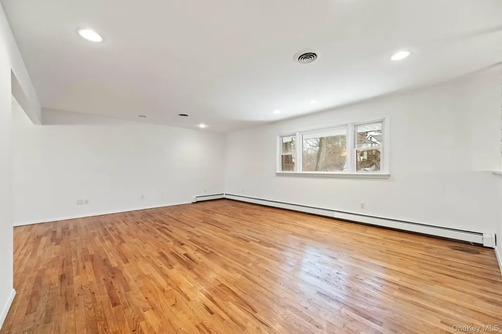 32 Bramble Brook Road Ardsley NY 10502