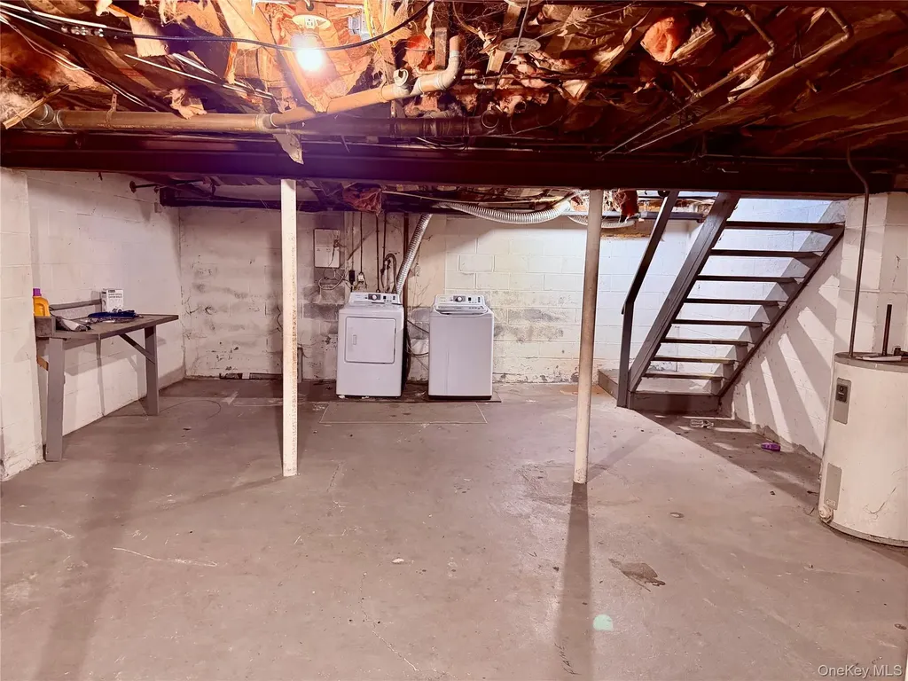 274 Hooker Avenue Poughkeepsie NY 12603