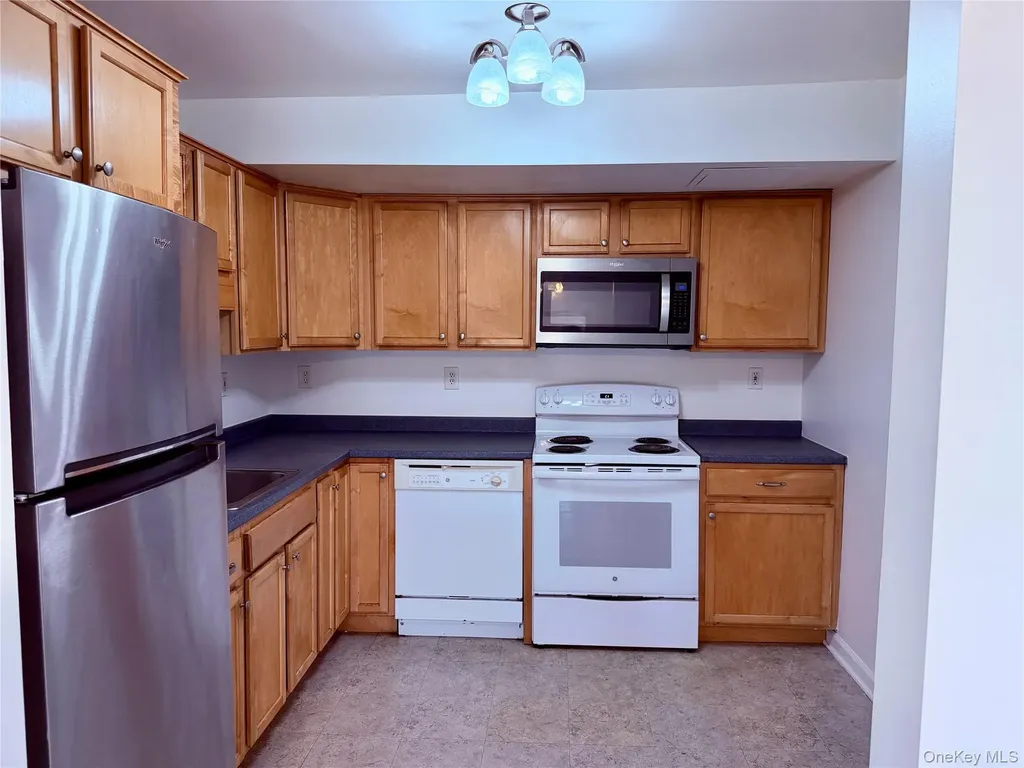 274 Hooker Avenue Poughkeepsie NY 12603