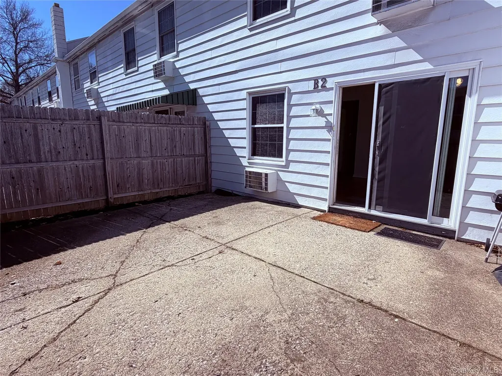 274 Hooker Avenue Poughkeepsie NY 12603