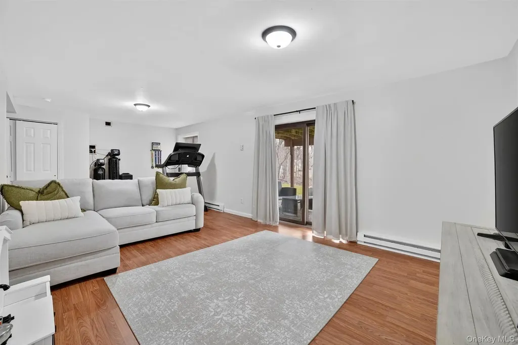 106 Krystal Drive Somers NY 10589