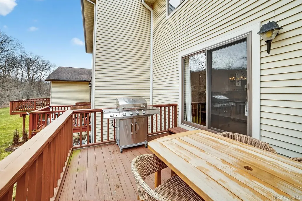 106 Krystal Drive Somers NY 10589
