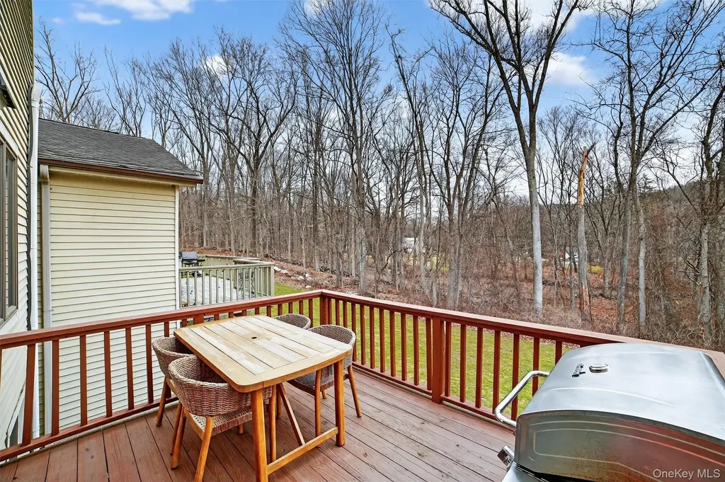 106 Krystal Drive Somers NY 10589