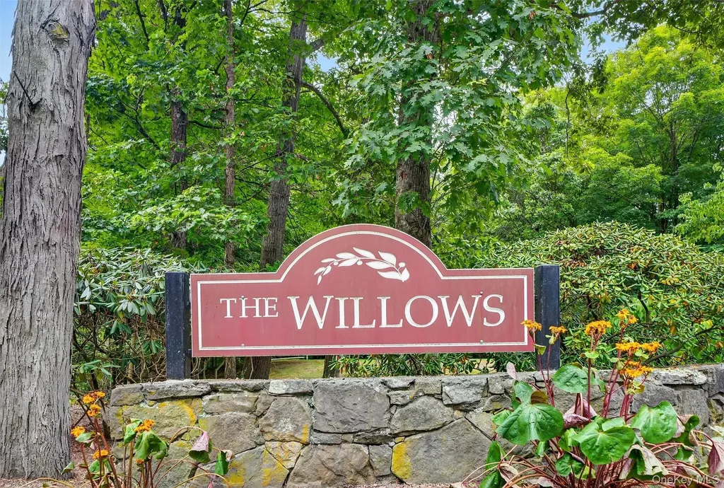106 Krystal Drive Somers NY 10589