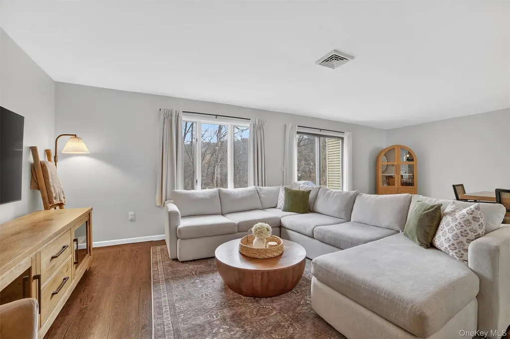 106 Krystal Drive Somers NY 10589