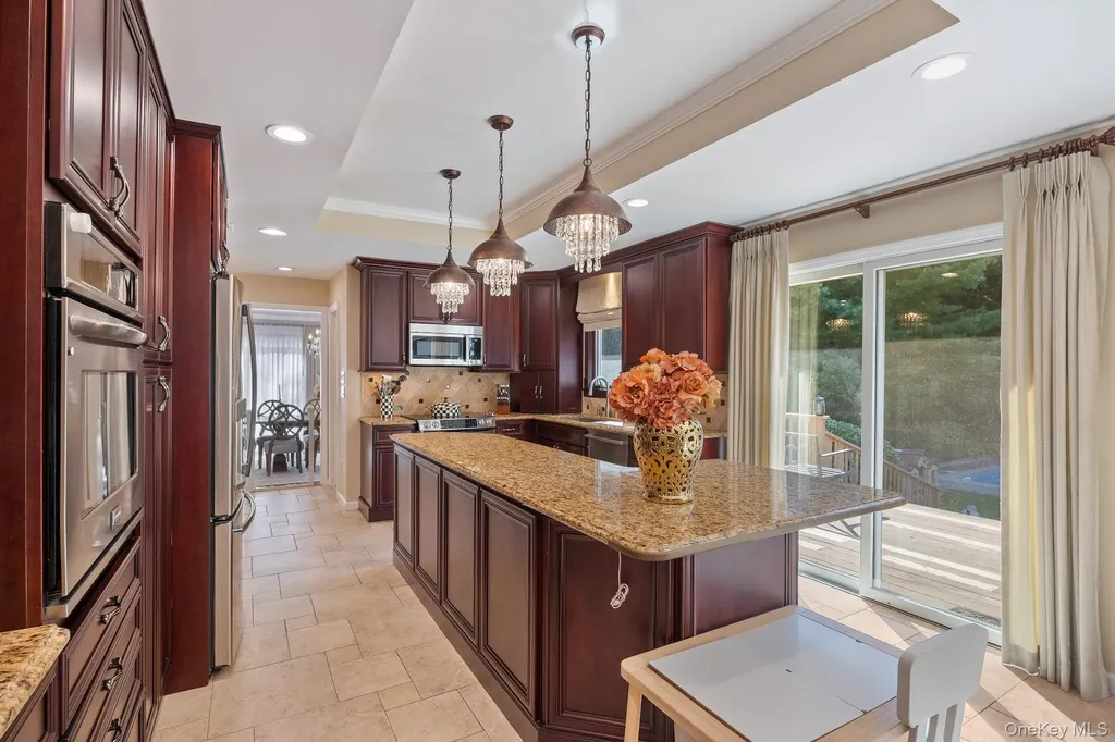 461 Wolf Hill Road Dix Hills NY 11746