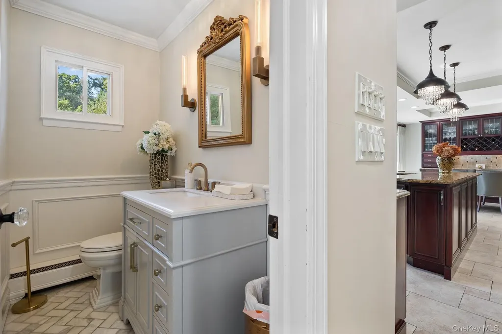 461 Wolf Hill Road Dix Hills NY 11746