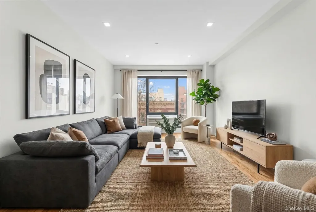 444 Graham Avenue Brooklyn NY 11211