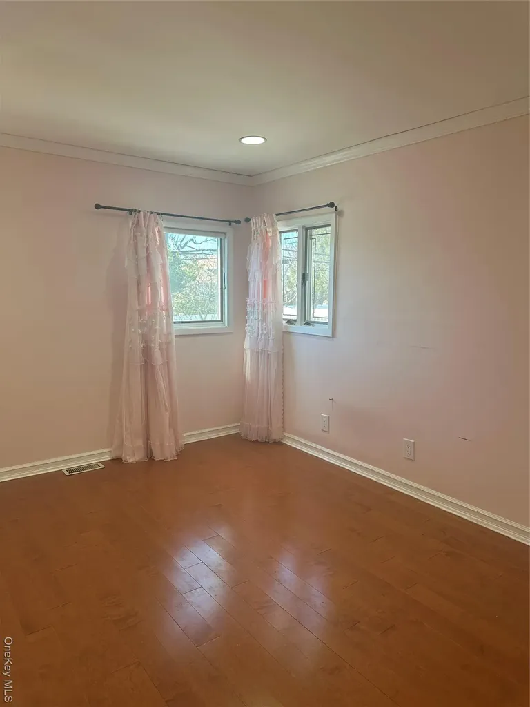 23 Clinton Lane Jericho NY 11753