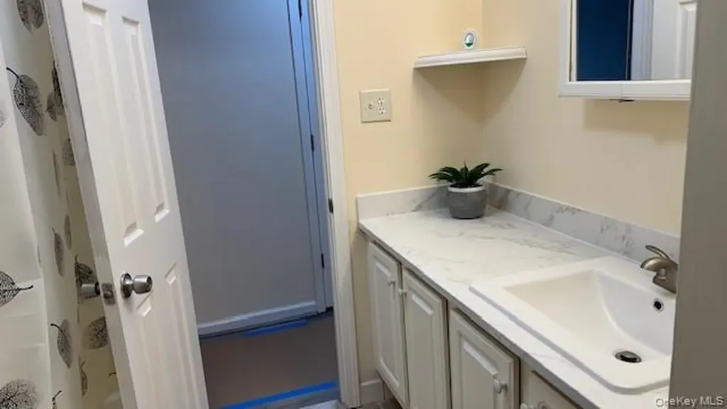 78 Inwood Road Middletown NY 10941