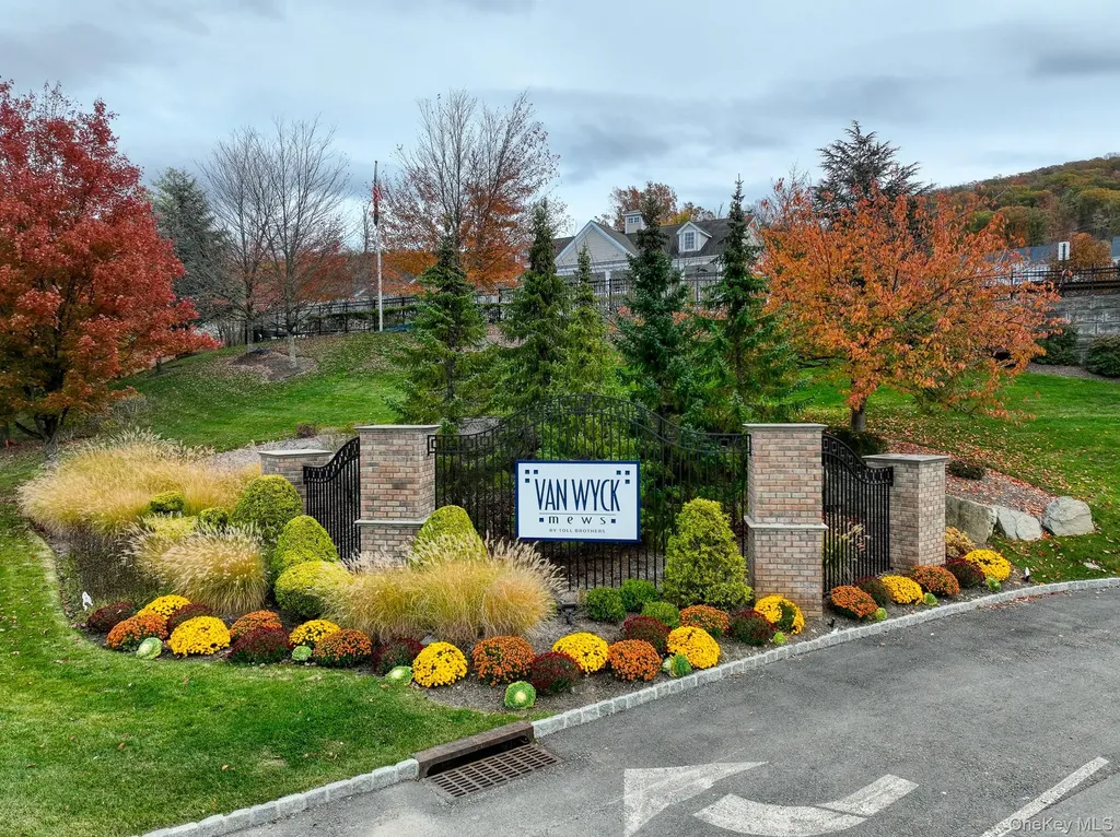 919 Saratoga Lane Fishkill NY 12524