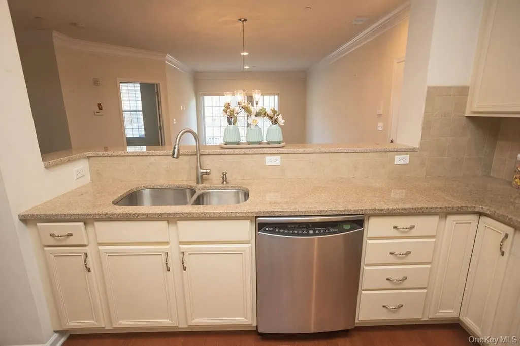919 Saratoga Lane Fishkill NY 12524
