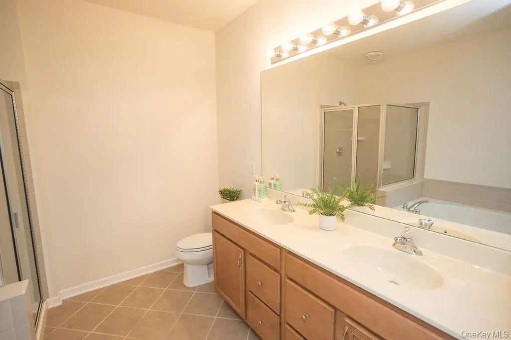 919 Saratoga Lane Fishkill NY 12524