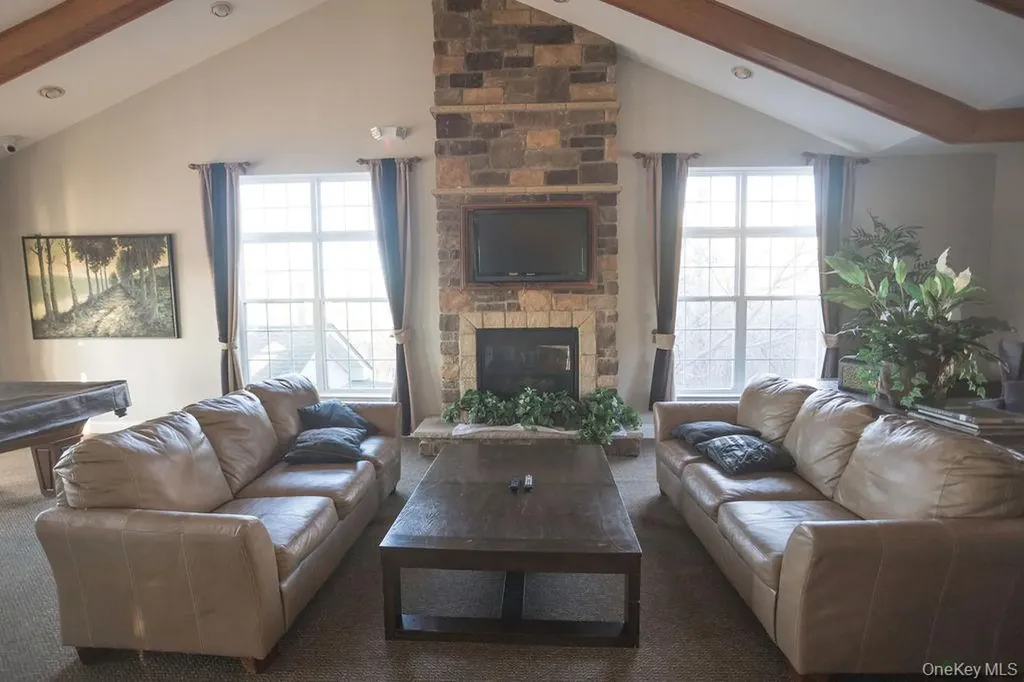 919 Saratoga Lane Fishkill NY 12524