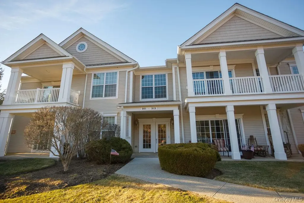 919 Saratoga Lane Fishkill NY 12524