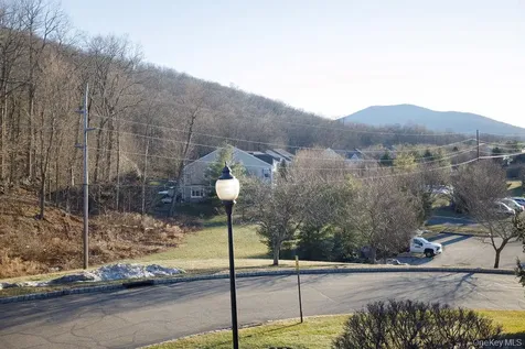 919 Saratoga Lane Fishkill NY 12524