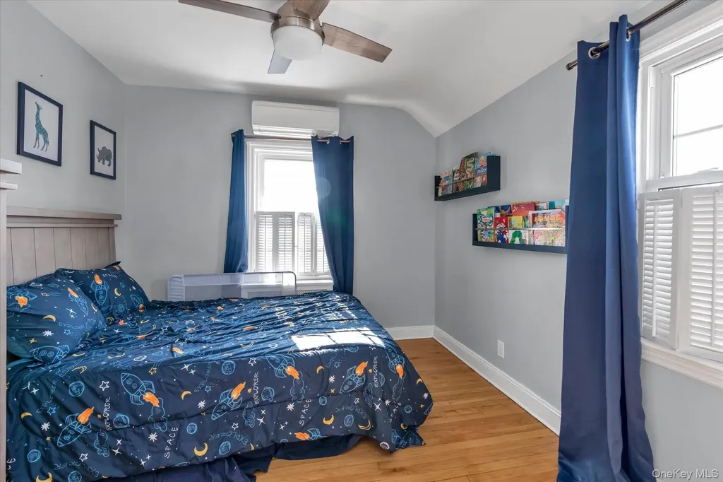 7 Rutgers Place Merrick NY 11566