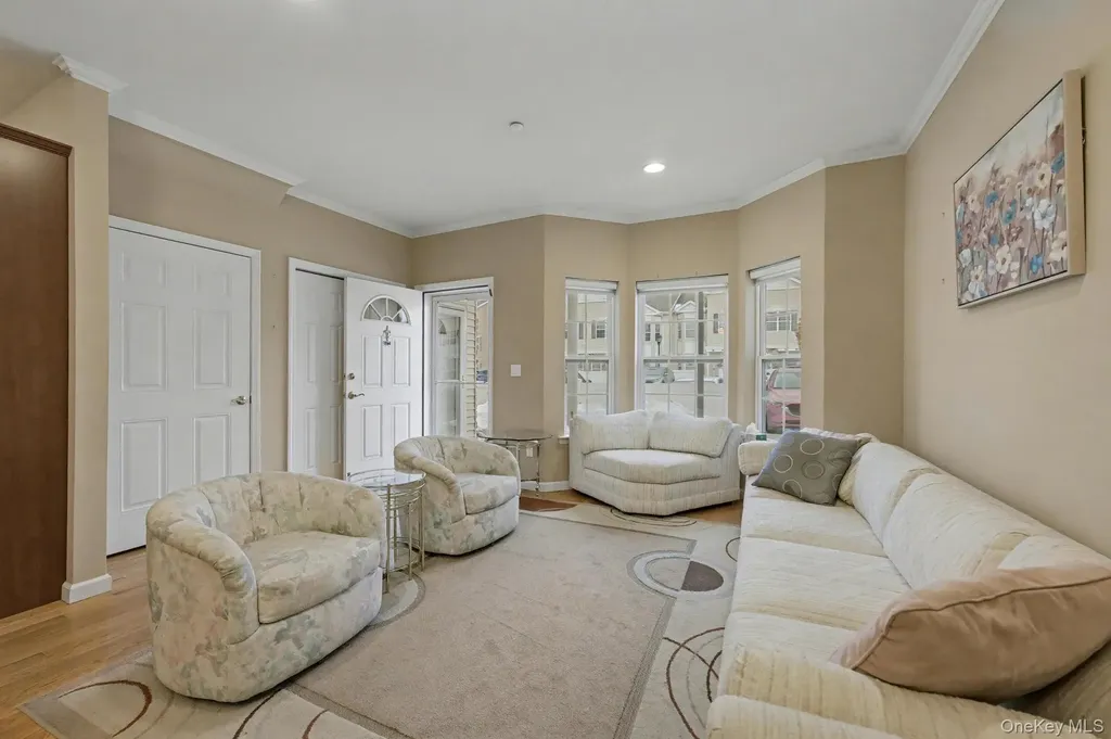 394 Spring Drive East Meadow NY 11554