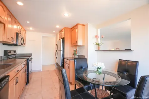 400 High Point Drive Hartsdale NY 10530