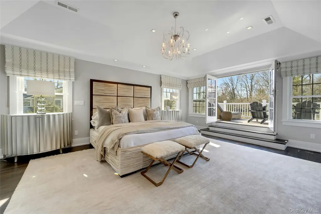 44 Brevoort Lane Rye NY 10580