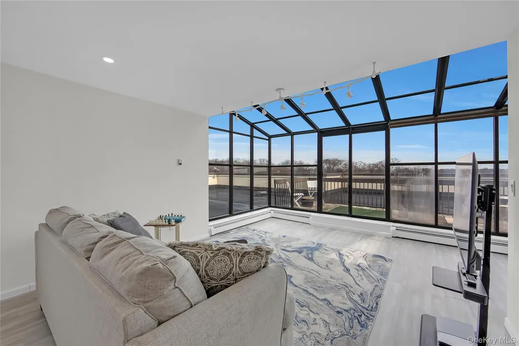 1374 Midland Avenue Bronxville NY 10708