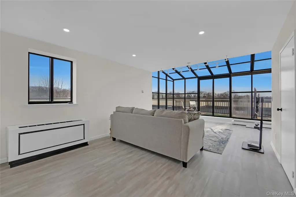 1374 Midland Avenue Bronxville NY 10708