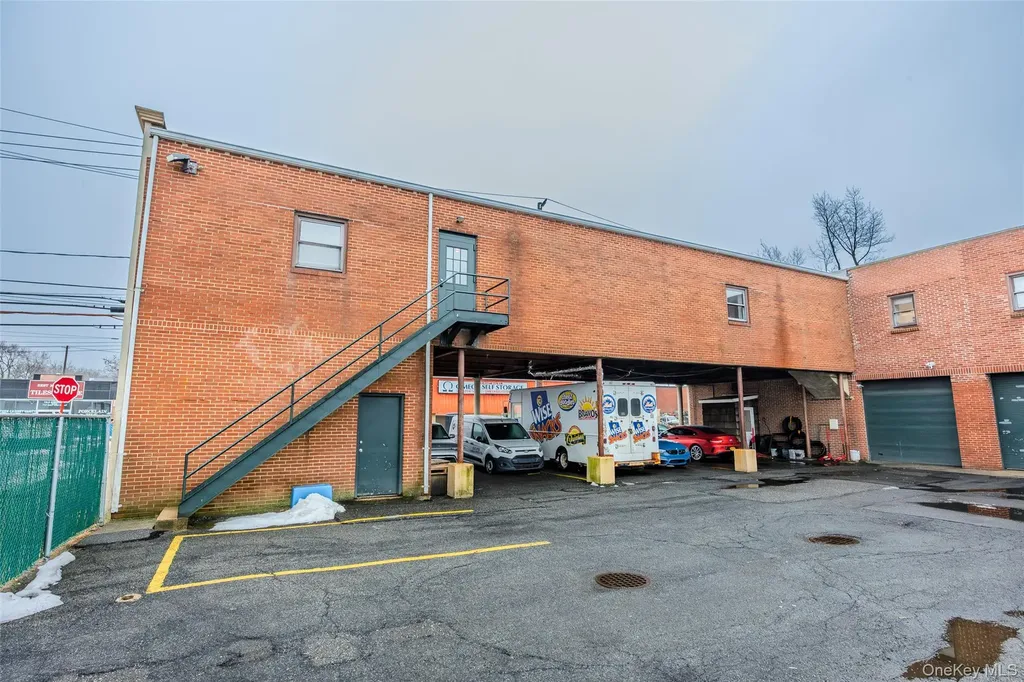 100 2nd Street Mineola NY 11501