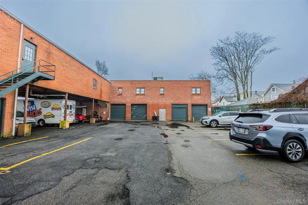 100 2nd Street Mineola NY 11501