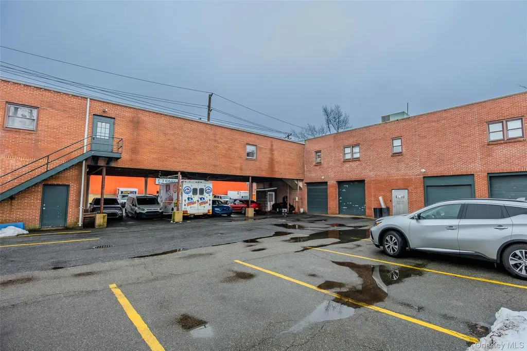 100 2nd Street Mineola NY 11501