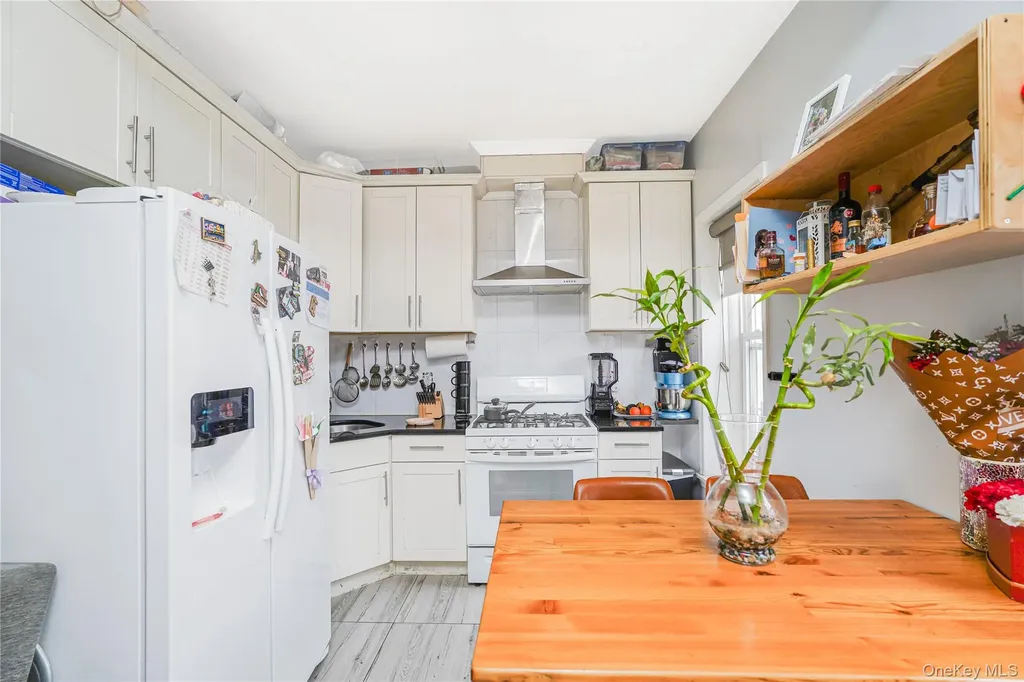 7302 13th Avenue Brooklyn NY 11228