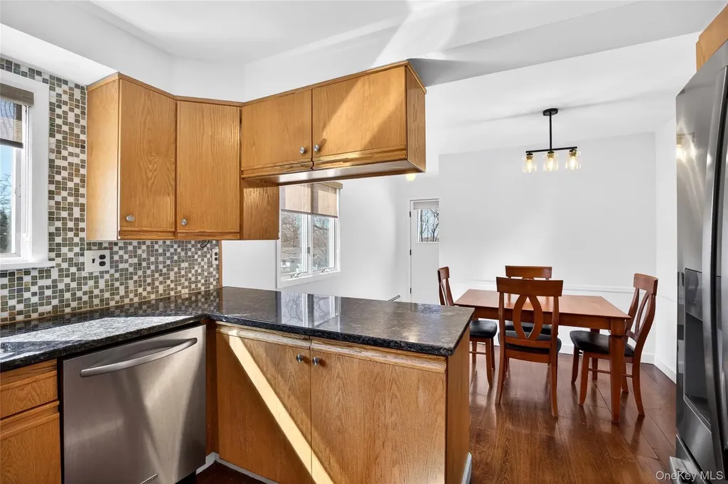 80 Ridgeview Drive Pleasantville NY 10570