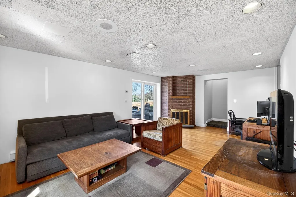80 Ridgeview Drive Pleasantville NY 10570