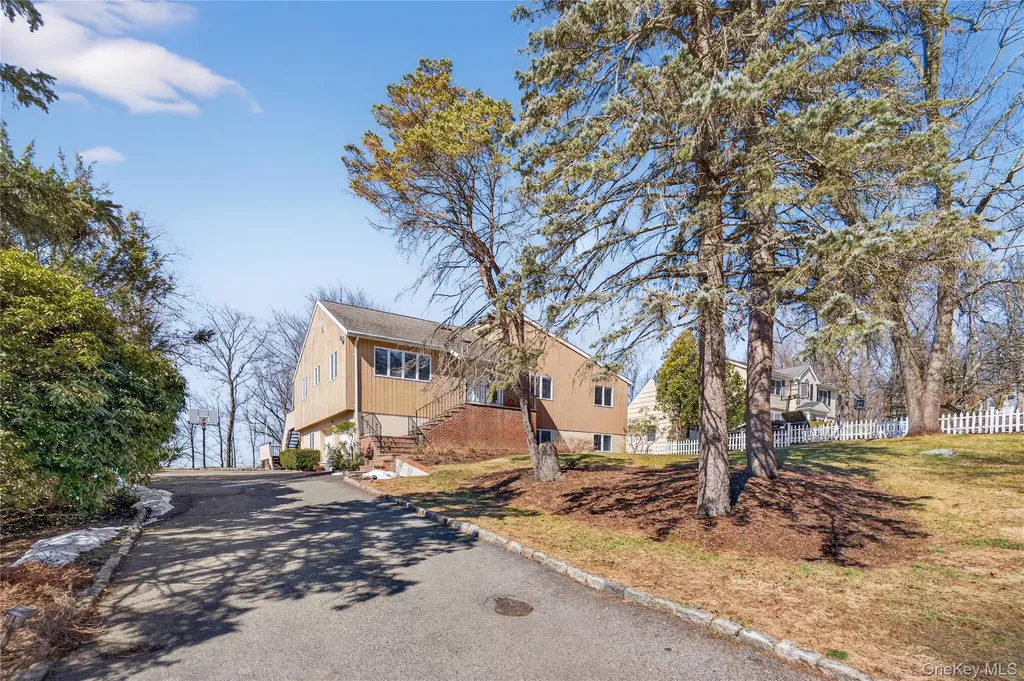 80 Ridgeview Drive Pleasantville NY 10570