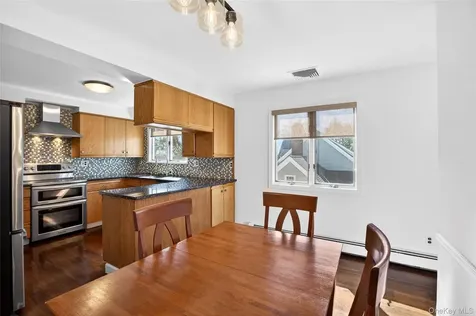 80 Ridgeview Drive Pleasantville NY 10570