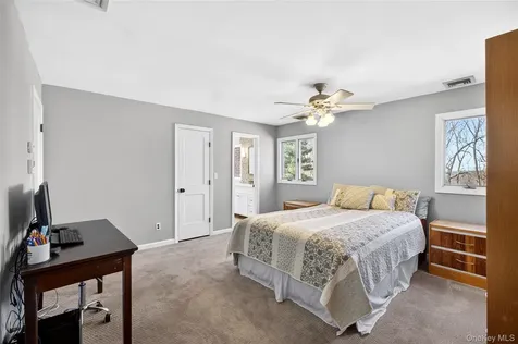 80 Ridgeview Drive Pleasantville NY 10570