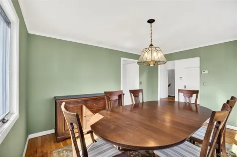 80 Ridgeview Drive Pleasantville NY 10570