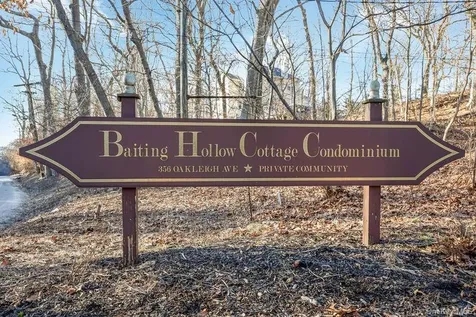 356 Oakleigh Avenue Baiting Hollow NY 11933