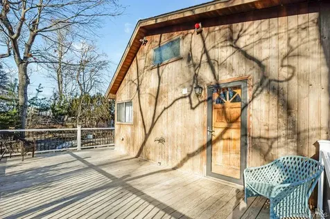 356 Oakleigh Avenue Baiting Hollow NY 11933