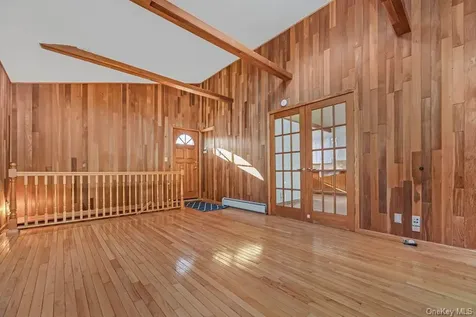 356 Oakleigh Avenue Baiting Hollow NY 11933