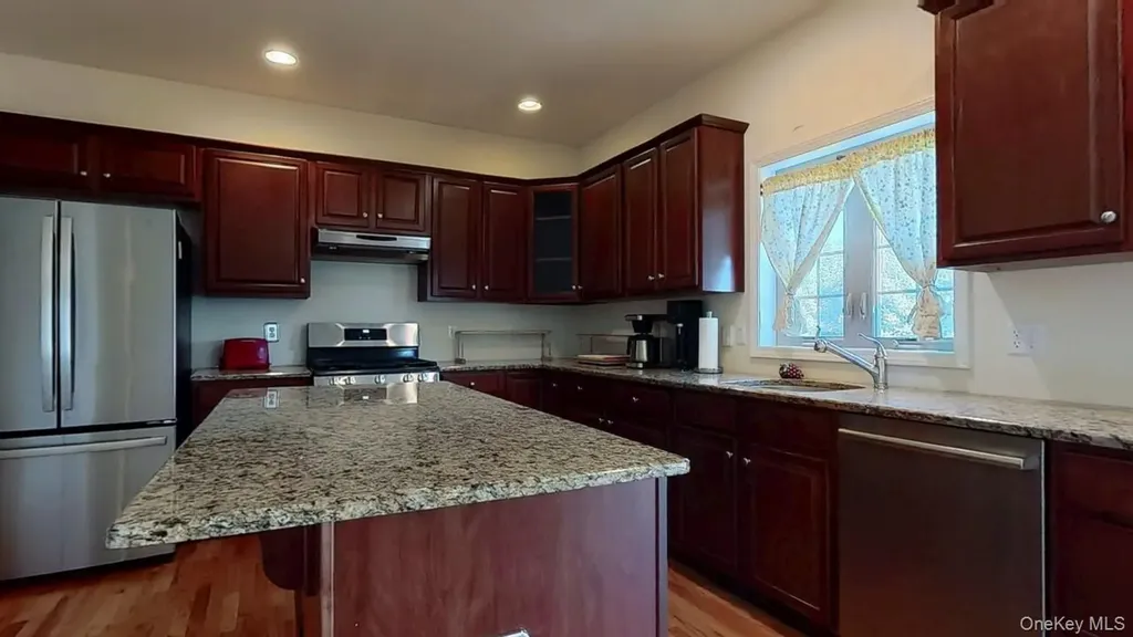 9 Prestwick Drive Monroe NY 10950