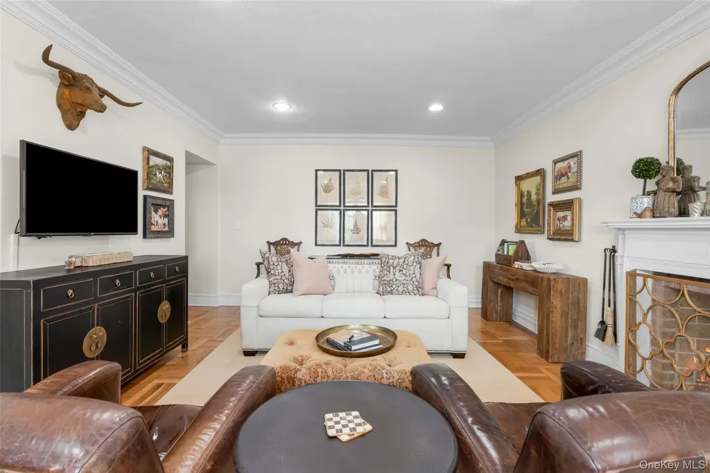 910 Stuart Avenue Mamaroneck NY 10543