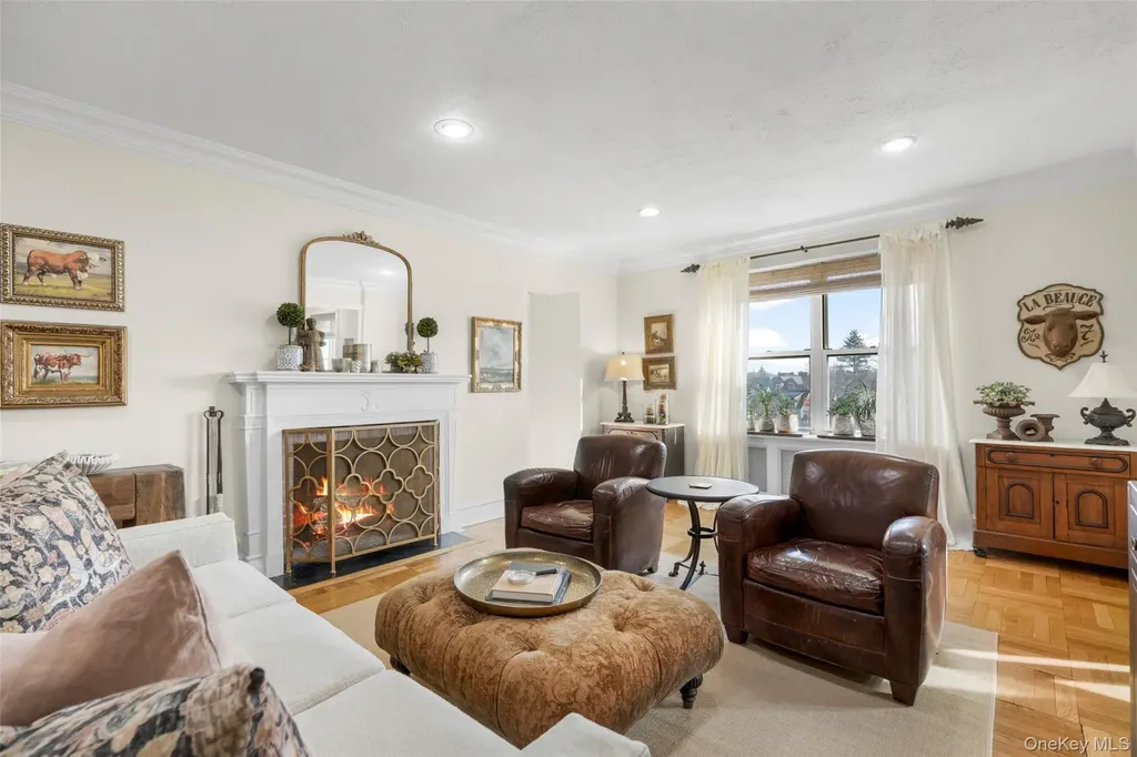 910 Stuart Avenue Mamaroneck NY 10543