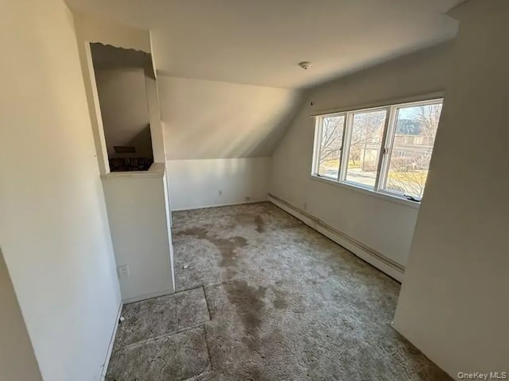 11 Arbor Street Great Neck NY 11021