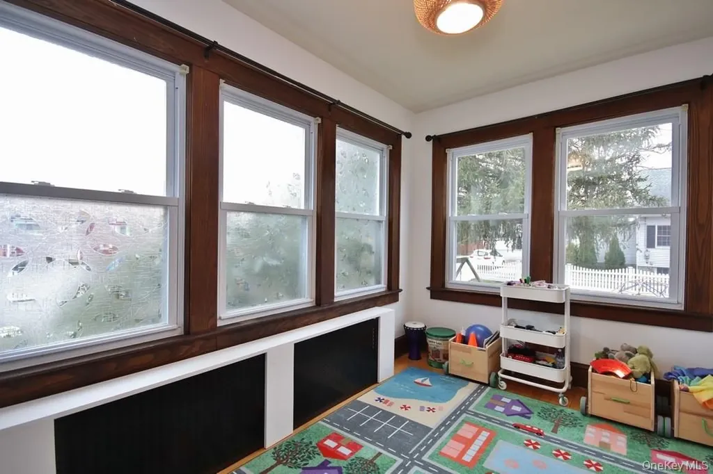 8 Harper Avenue Montrose NY 10548
