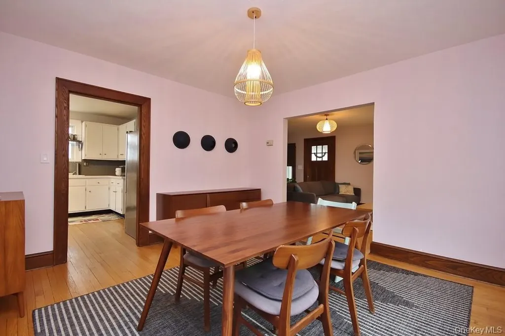 8 Harper Avenue Montrose NY 10548