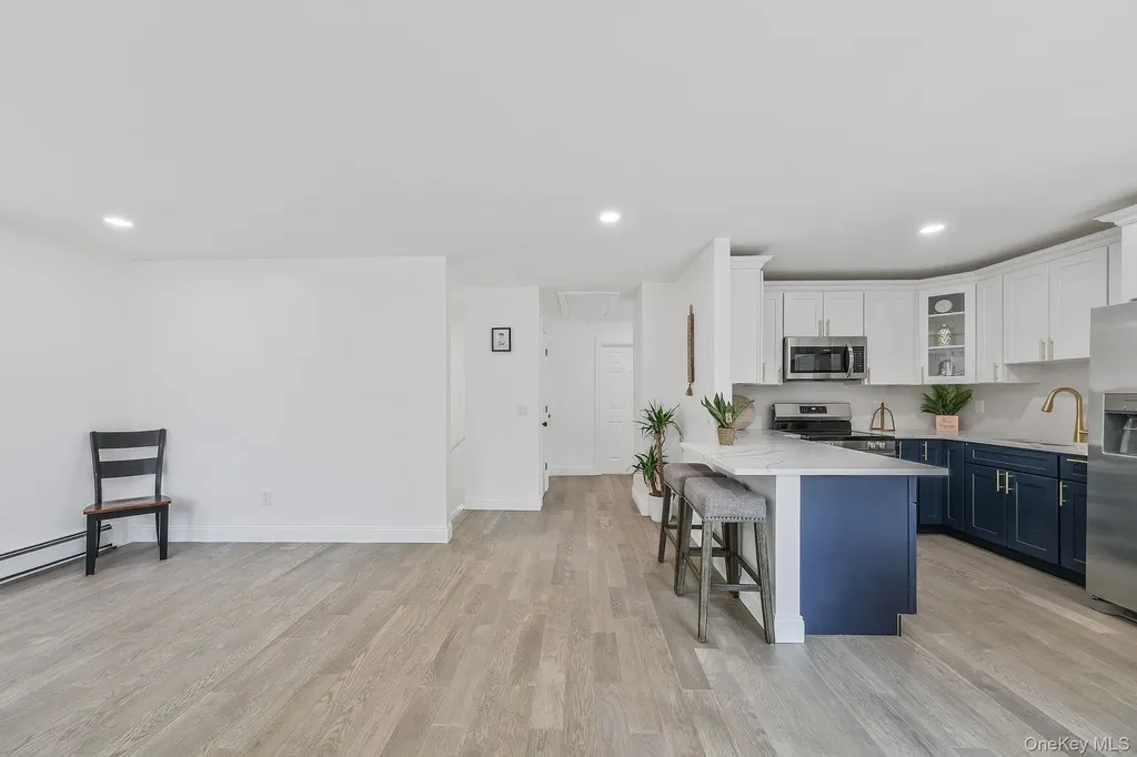 38 Columbia Avenue Westhampton NY 11977