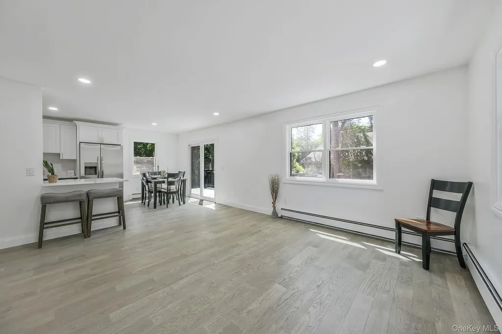 38 Columbia Avenue Westhampton NY 11977